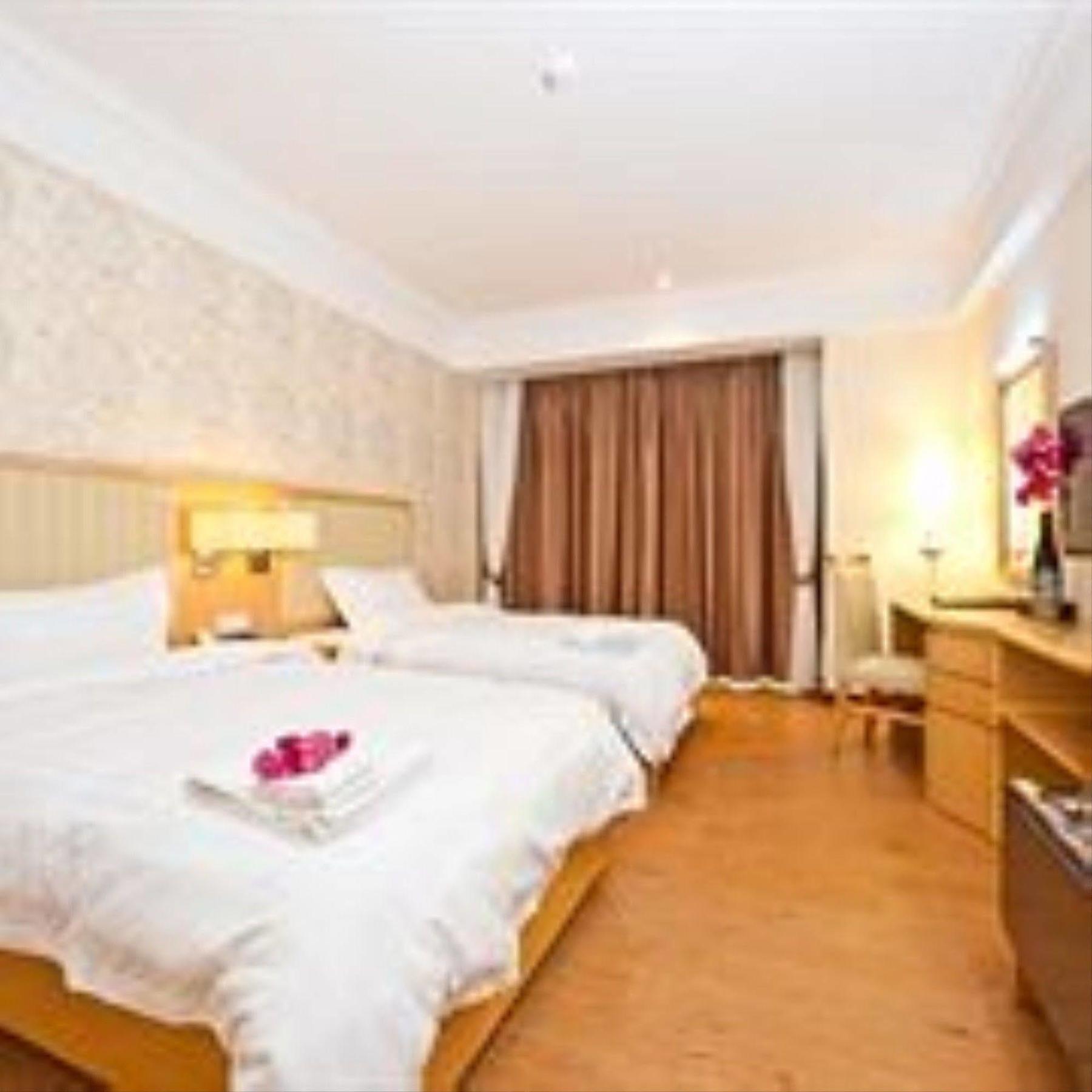 Queen Boutique Hotel Phnom-Penh Buitenkant foto